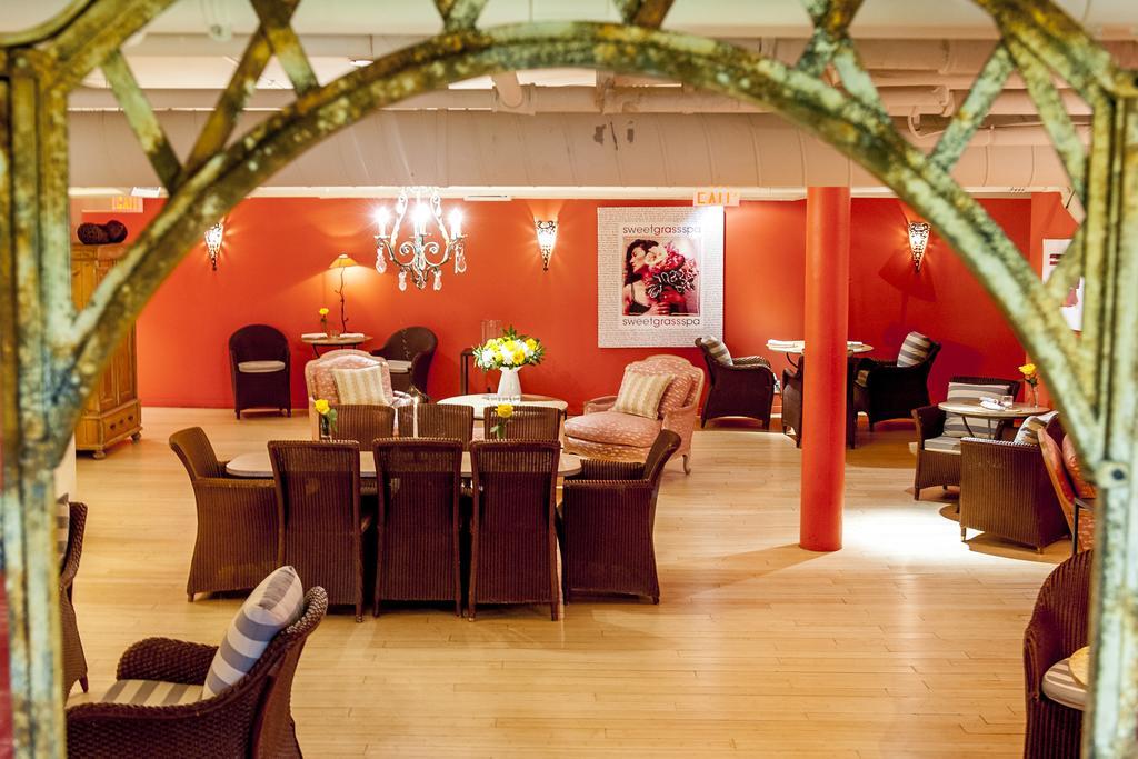 The Ivy At Verity Toronto Kültér fotó